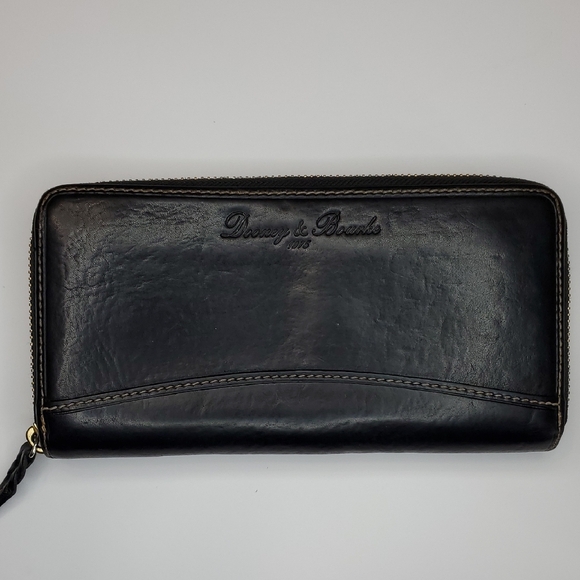 Dooney & Bourke Other - Dooney & Bourke Black Leather Men's Wallet